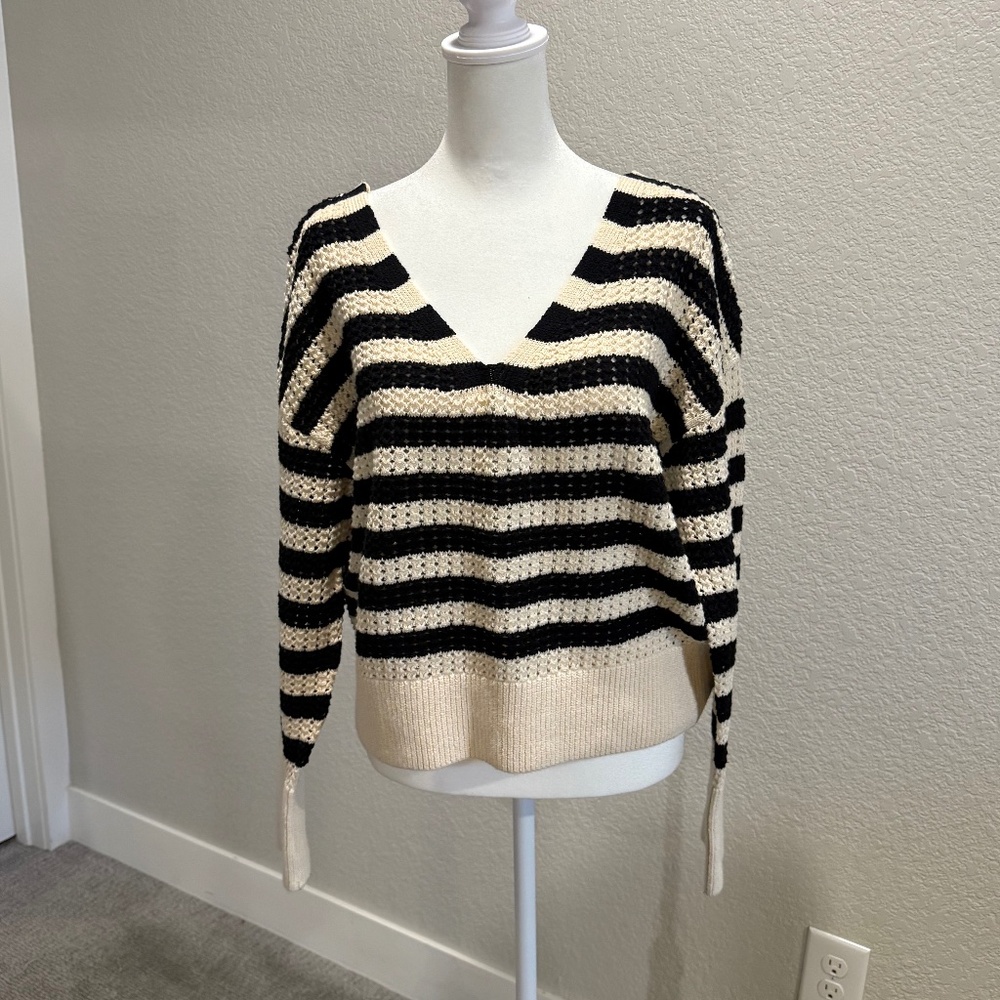 Express Novelty Stitch V-Neck Sweater, NWT